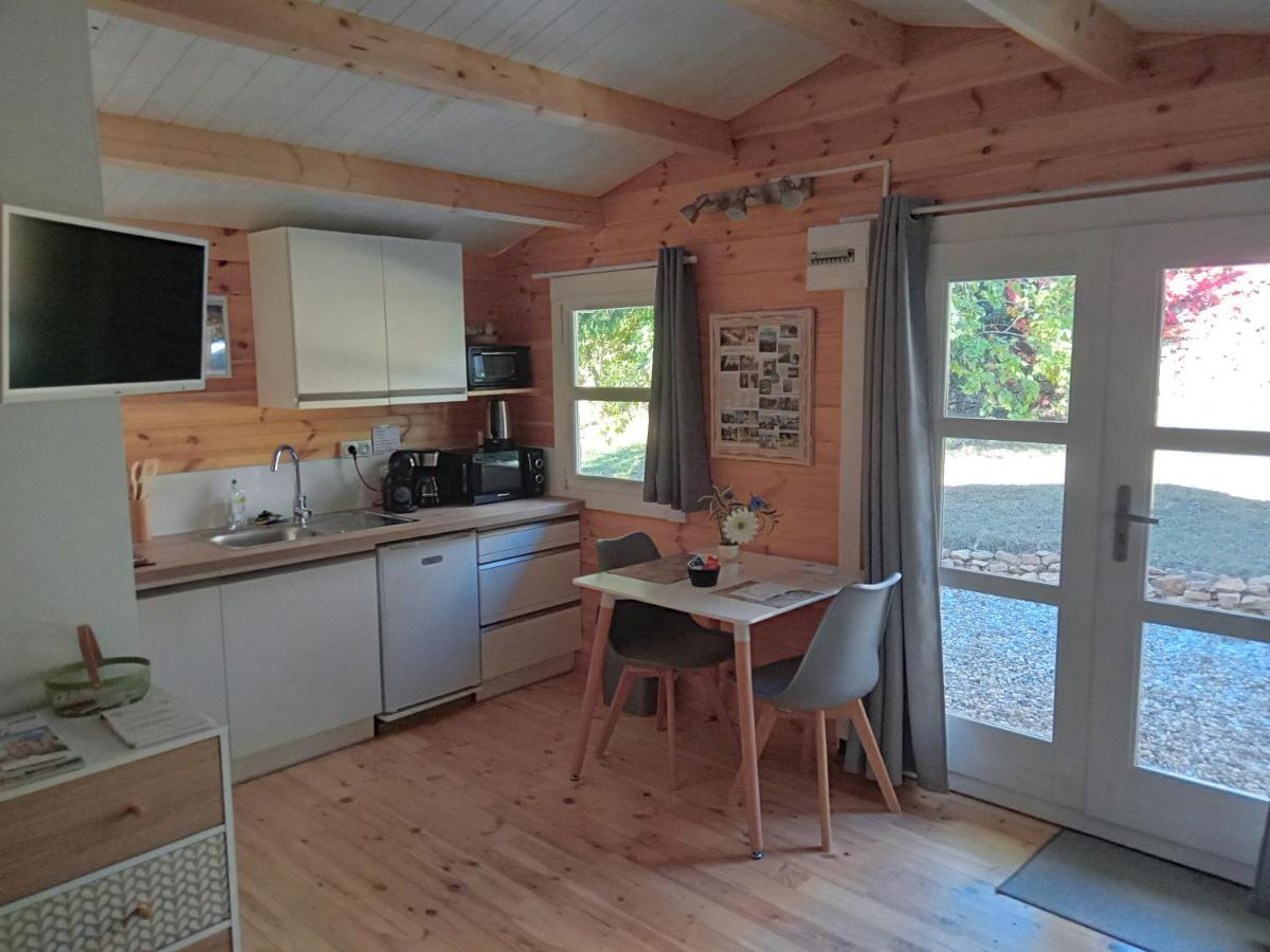 Chalet "Le Petit Olivier" Gites Appart 'Hotel L'Echappee Belle D'Aubenas Logement 2 Sur 3 Dış mekan fotoğraf